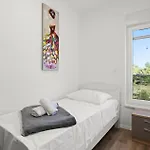 4 Bedroom Awesome In
