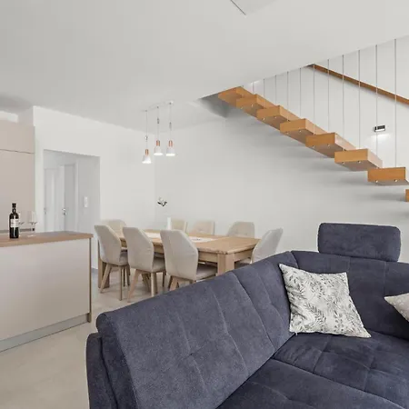 4 Bedroom Awesome In Дом отдыха