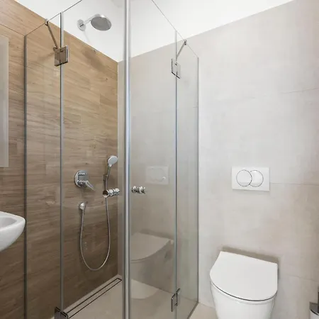 4 Bedroom Awesome In Срима