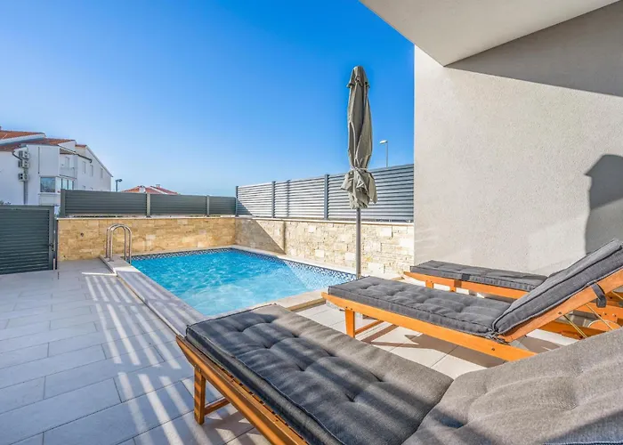 Vakantiehuis 4 Bedroom Awesome In *